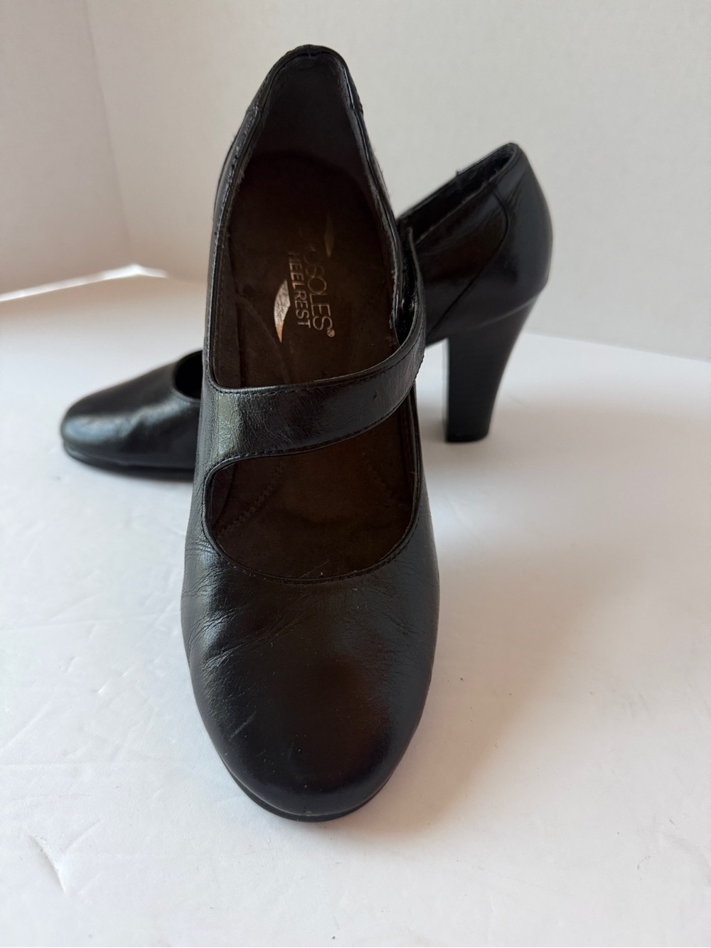 AEROSOLES Black Mary Jane Block Heel Pumps